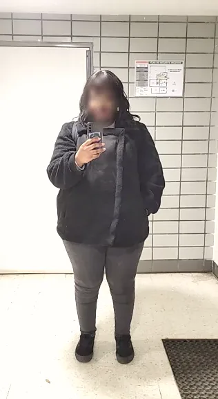 Ginevra, 35 anni